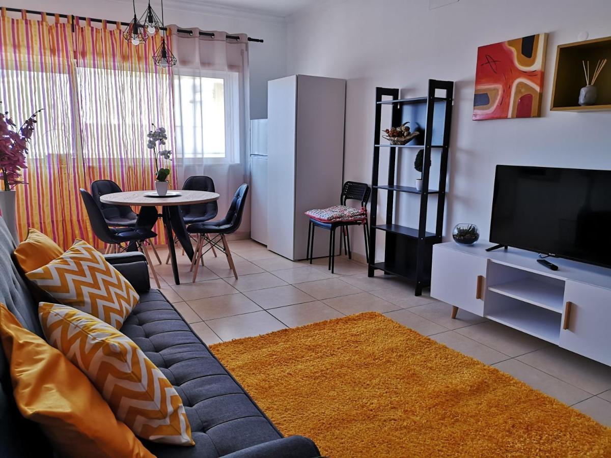 Armacao De Pera Praia Mar Sol Eksteriør billede