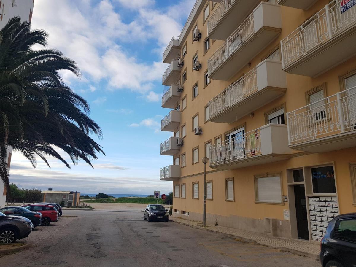 Armacao De Pera Praia Mar Sol Eksteriør billede