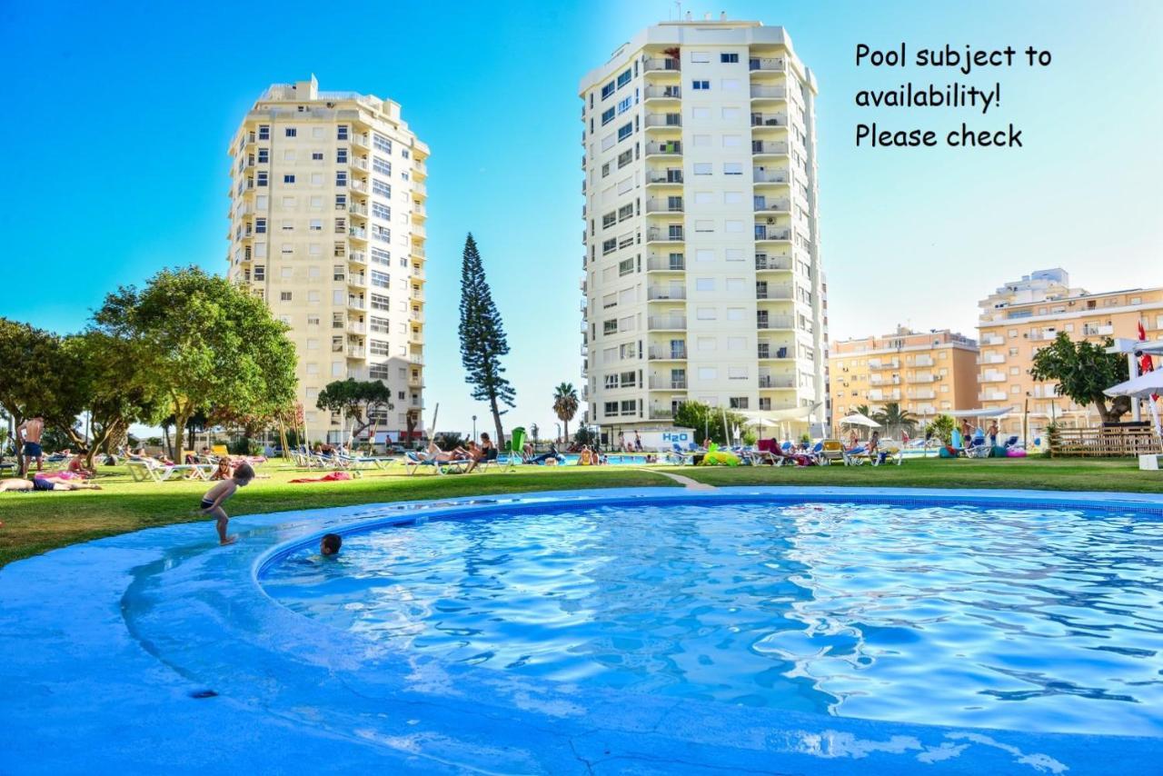 Armacao De Pera Praia Mar Sol Eksteriør billede